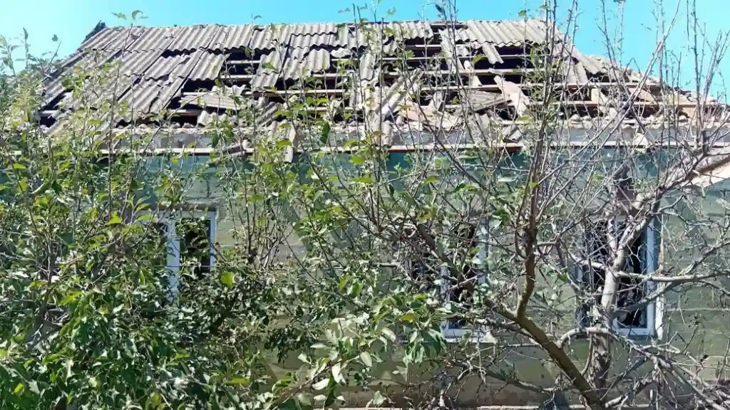 Нікопольщина знову під ударом: росіяни обстріляли район дронами та артилерією