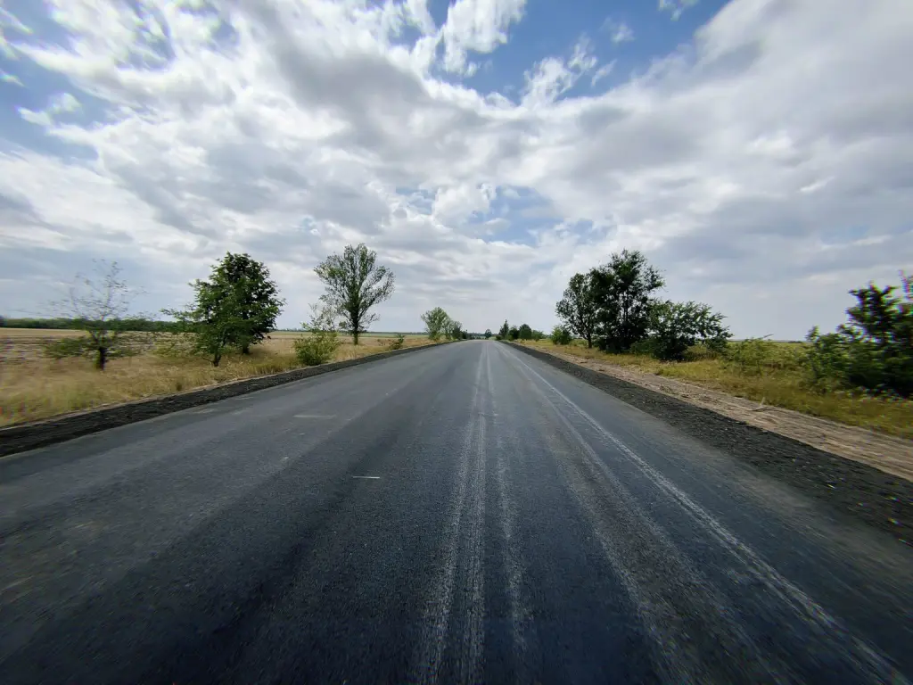 На Дніпропетровщині відремонтували вісім стратегічних автошляхів