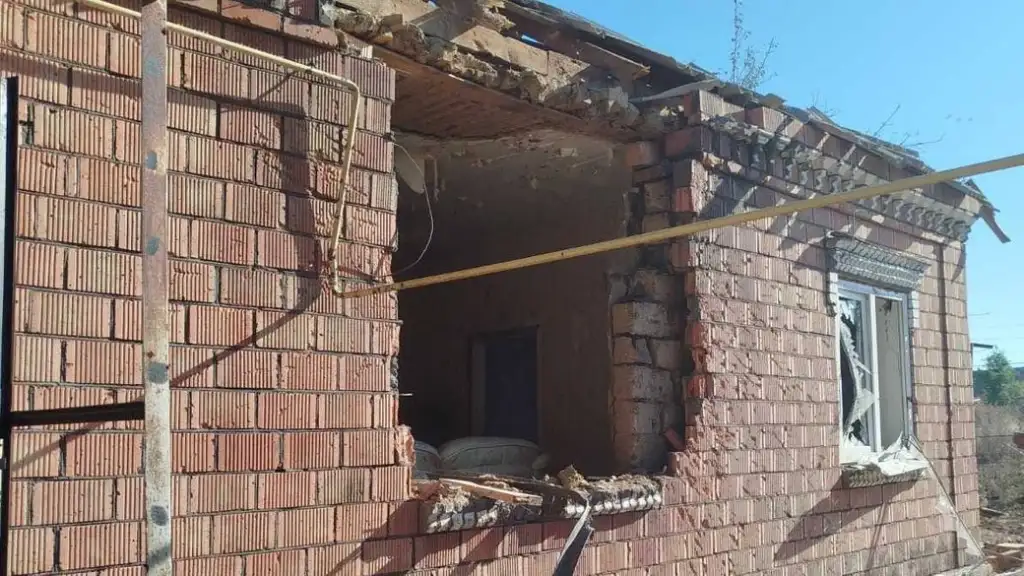Обстріли Нікопольського району: двоє людей отримали поранення