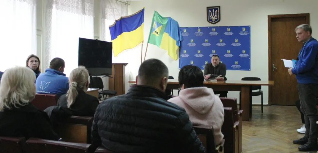 У Павлоградській РДА обговорили покращення допомоги евакуйованим з прифронтових територій