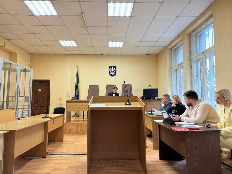 У Дніпрі відбулося судове слухання у справі аварії з військовослужбовцями у Костянтинівці