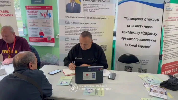 У Павлограді розпочала роботу мобільна приймальня Офісу Омбудсмана