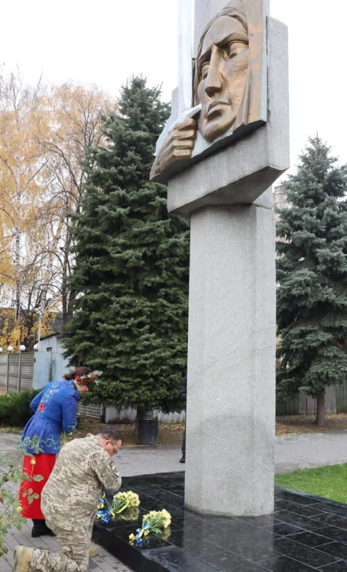 У Павлограді вшанували День визволення України від нацистських загарбників