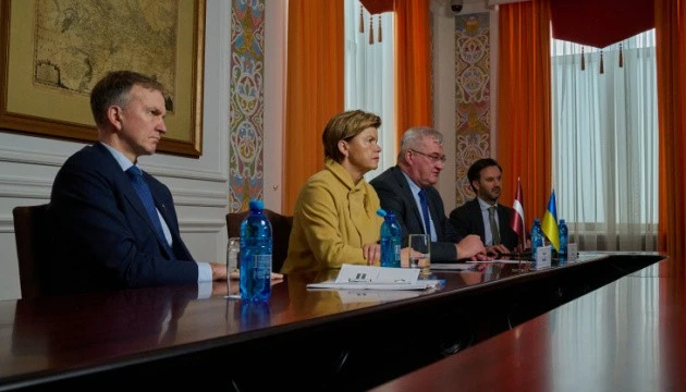 Сибіга на засіданні міністрів ЄС заявив, що Україна використає всі можливості для справедливого миру