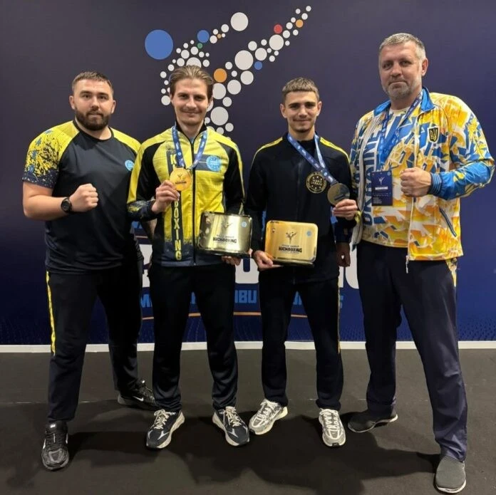Павлоградські спортсмени привезли додому два титули чемпіонів світу з кікбоксингу