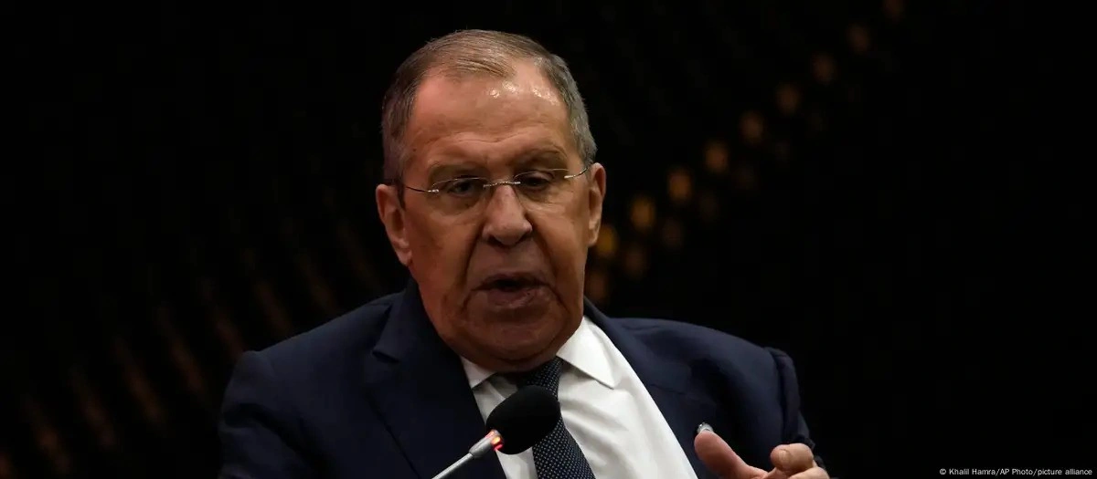 Лавров заявив, що Росія нібито готова надати письмові гарантії ненападу на Європу
