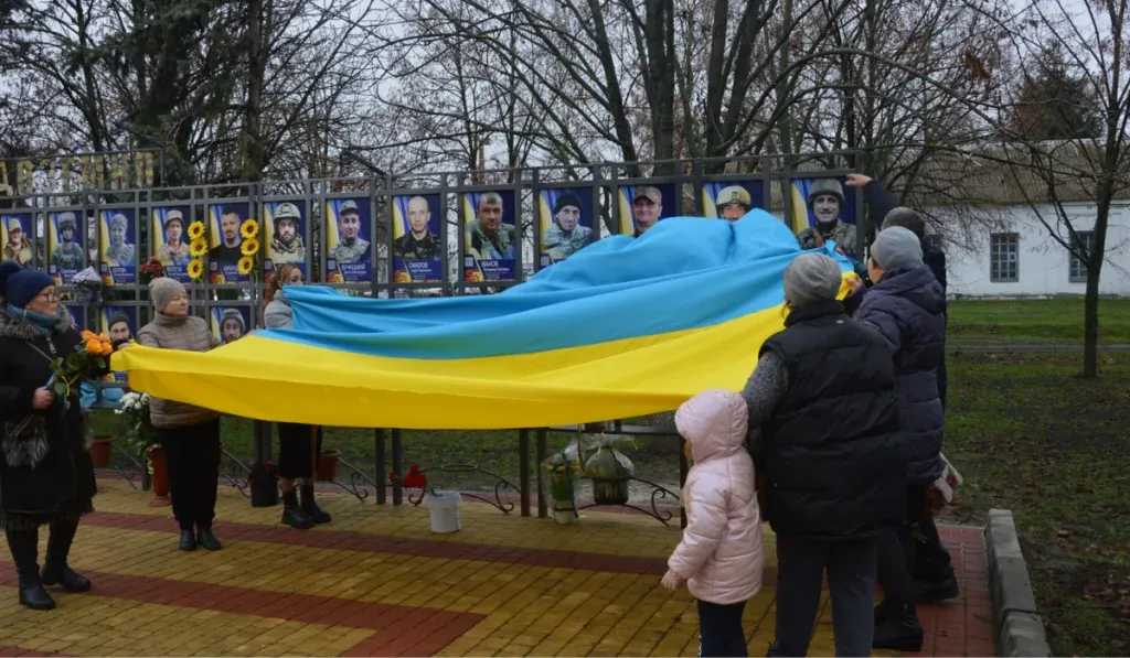 У Юріївській громаді вшанували пам’ять полеглих Захисників меморіальними дошками