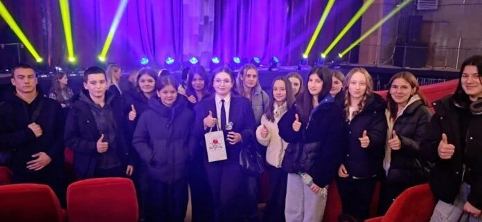 Школярка з Павлоградського району перемогла у проєкті «Сила Героїв»