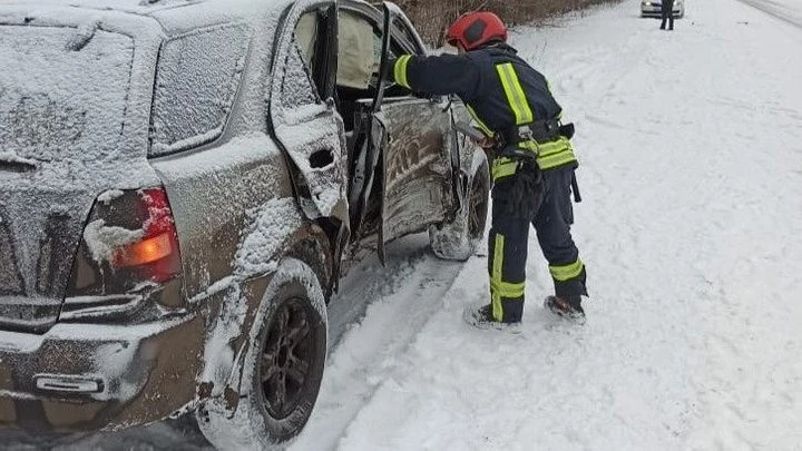 Два виїзди швидкої за день: на Запоріжжі водії потрапили в аварії