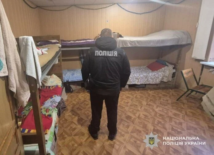 Псевдолікування за зачиненими дверима: на Дніпропетровщині викрили мережу незаконних центрів