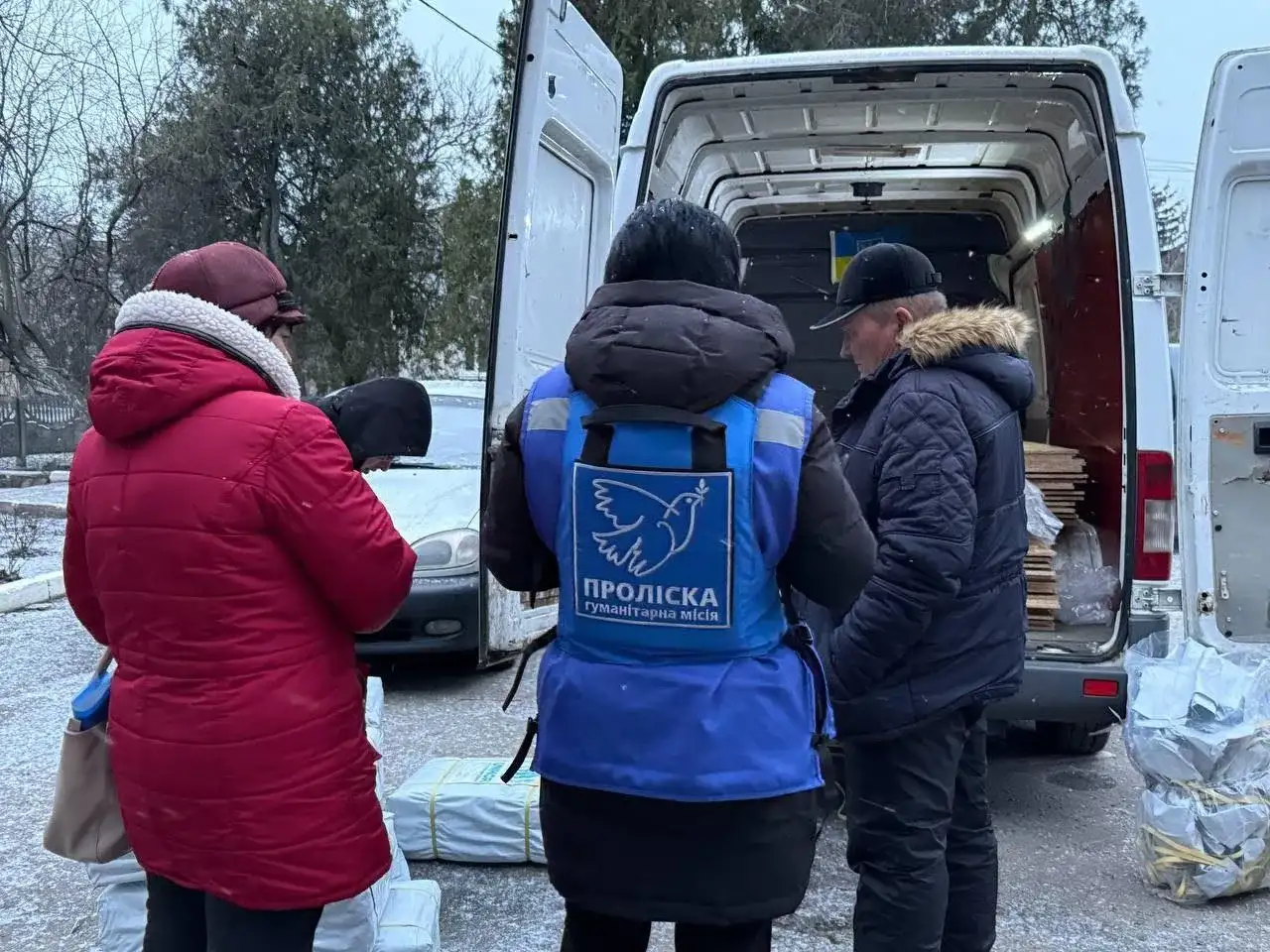 Нічний удар дронів по Васильківці: десятки осель пошкоджено, мешканцям надають допомогу