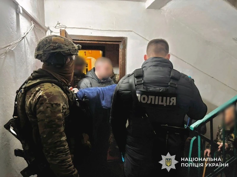 Стрілянина біля супермаркету в Павлограді: силовики затримали підозрюваного у вбивстві