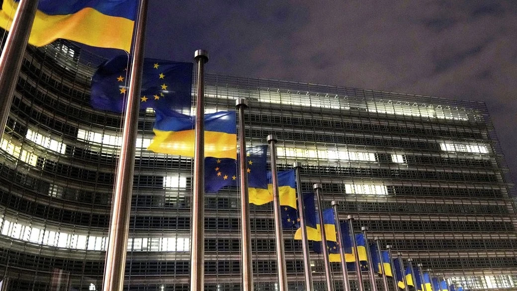 Блокування підтримки Києва: дипломати ЄС не чекають прориву на зустрічі в Люксембурзі