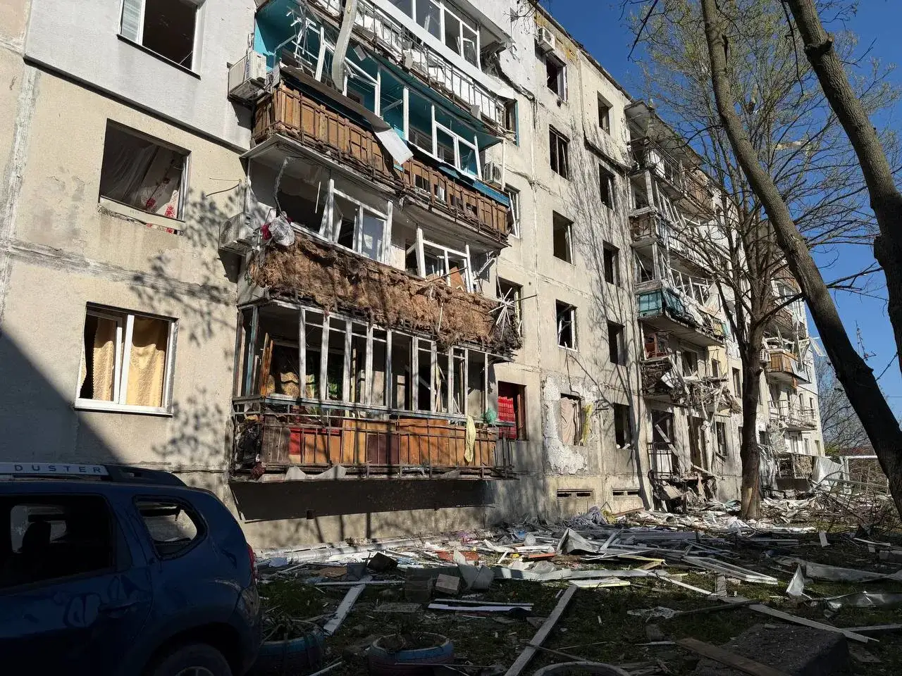Після нічної атаки у Павлограді терміново розгорнули штаб допомоги мешканцям