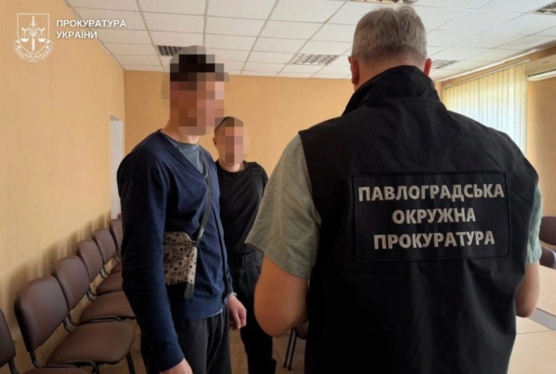 У Павлограді вагітна 16-річна дівчина викликала поліцію після серії жорстоких знущань