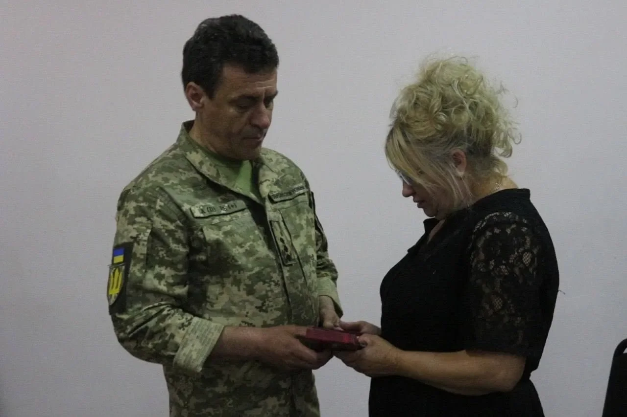 Родина загиблого воїна з Богданівки отримала державну нагороду